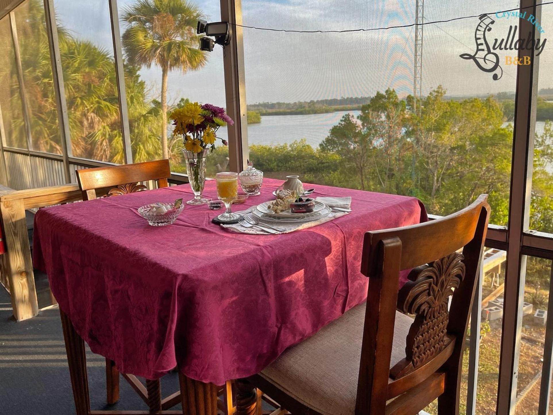 Crystal River Lullaby B&B Экстерьер фото